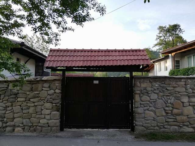 Гостевой дом Guest House Bojana Троян-6